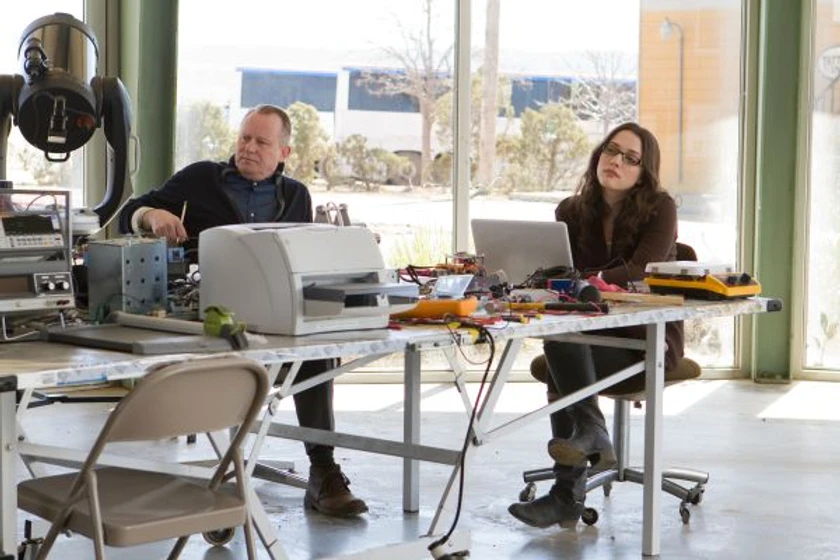 Stellan Skarsgård y Kat Dennings en thor