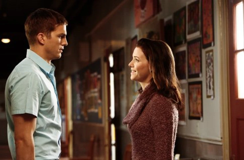 Ashton Kutcher y Melissa Sagemiller en The Guardian