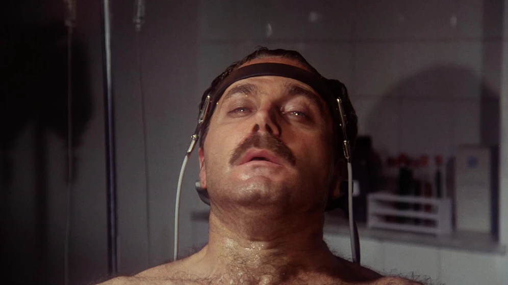 Franco Nero en la-salamandra-roja