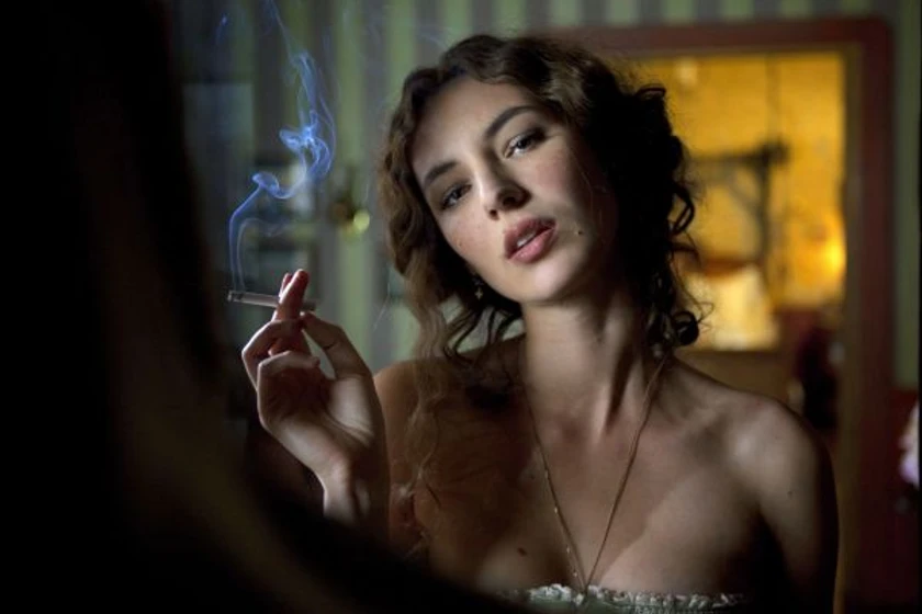 Louise Bourgoin en adele-y-el-misterio-de-la-momia