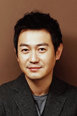 picture of actor Yong-woo Park