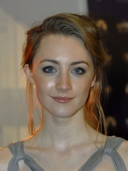 Saoirse Ronan en The Lovely Bones (Premiere en Londres. Noviembre 2009)