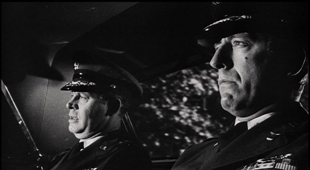 Frank Overton y Fritz Weaver en Punto Límite
