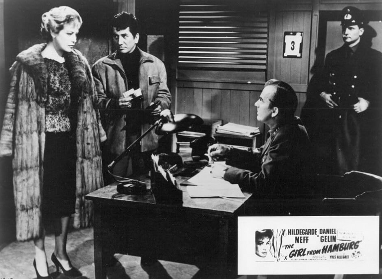 Daniel Gélin y Hildegard Knef en La fille de Hambourg