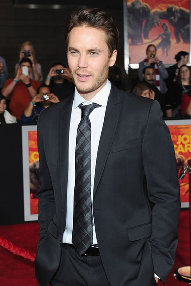 Taylor Kitsch en John Carter (Premiere en Los Angeles. Febrero 2012)