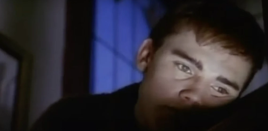 Rick Schroder en el-extrano-un-extrano-en-mi-interior