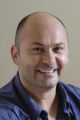 picture of actor Steve Bastoni
