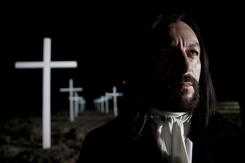 Jason Isaacs en Sweetwater