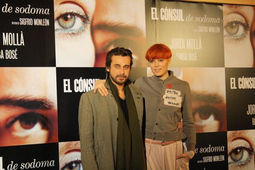 Jordi Mollà y Bimba Bosé en El Cónsul de Sodoma (RUEDA DE PRENSA.MADRID.DIC09)
