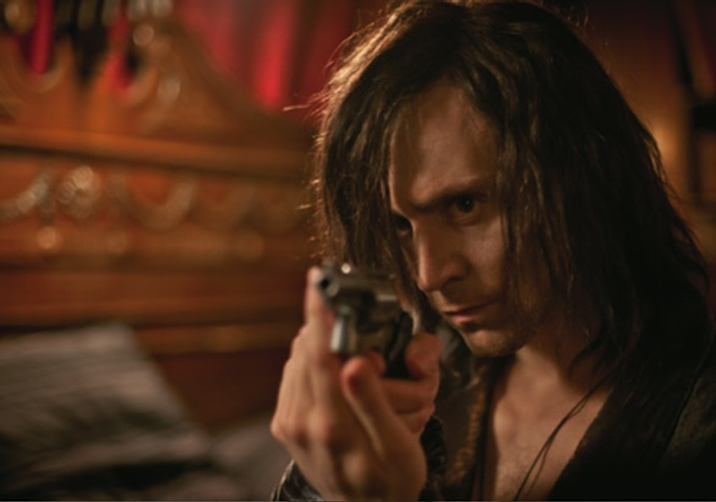 Tom Hiddleston en Solo los amantes sobreviven