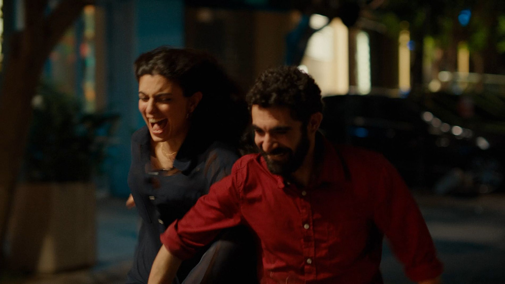 Mounia Akl en un-mundo-fragil-y-maravilloso