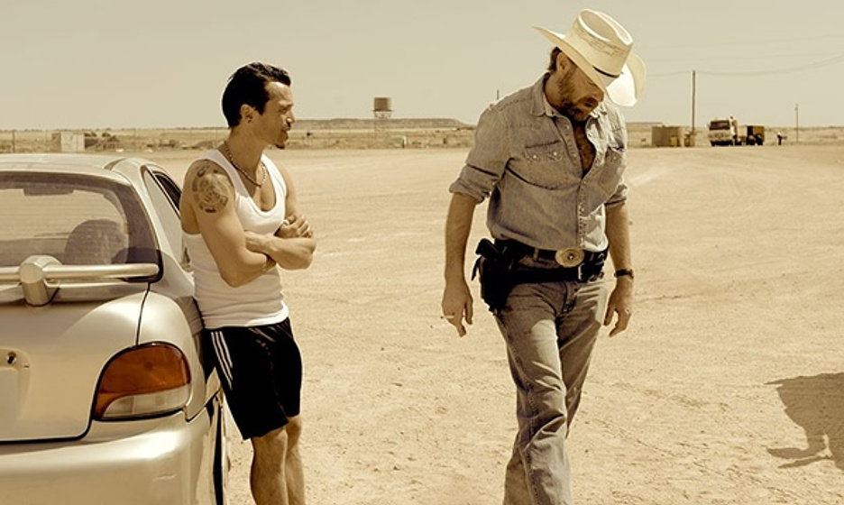 Damian Walshe-Howling y Aaron Pedersen en Mystery Road
