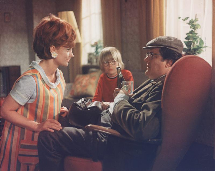 Poul Bundgaard, Kirsten Walther y Jes Holtsø en the-olsen-gang-in-a-fix