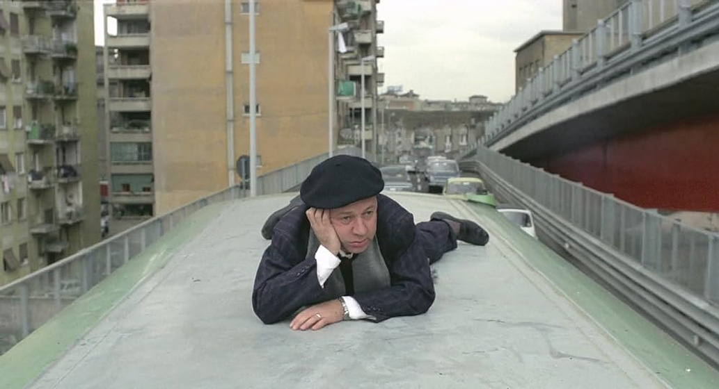 Paolo Villaggio en nacido-gafe