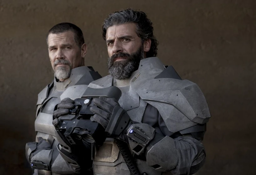 Josh Brolin y Oscar Isaac en dune-2021