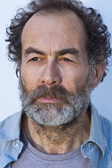 photo of person Brian Lipson