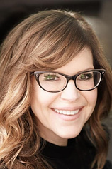 photo of person Lisa Loeb