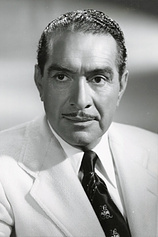 picture of actor J. Carrol Naish