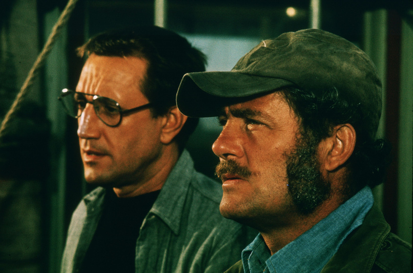 Robert Shaw y Roy Scheider en Tiburón
