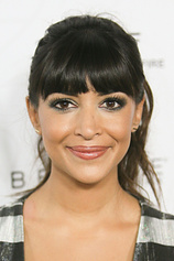 photo of person Hannah Simone