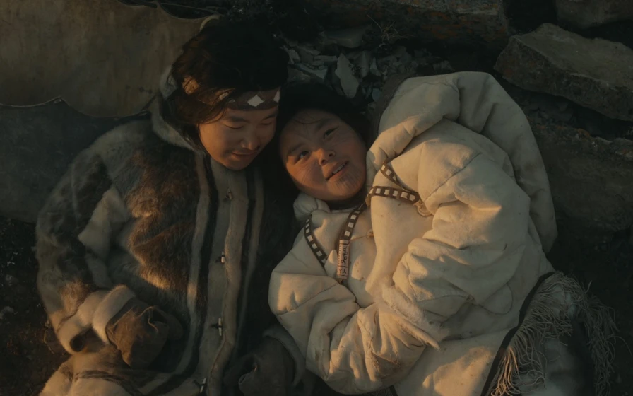 Theresia Kappianaq y Haiden Angutimarik en wrong-husband