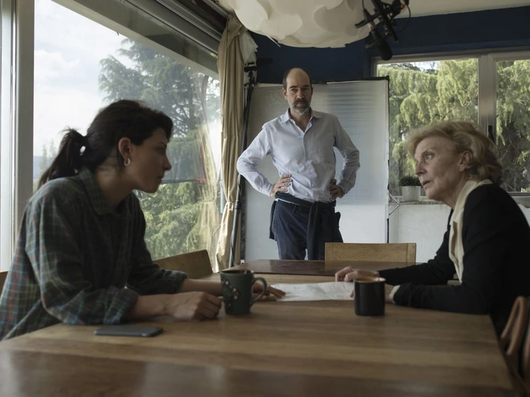 Marisa Paredes, Jaime Rosales y Bárbara Lennie en petra (Rodaje)