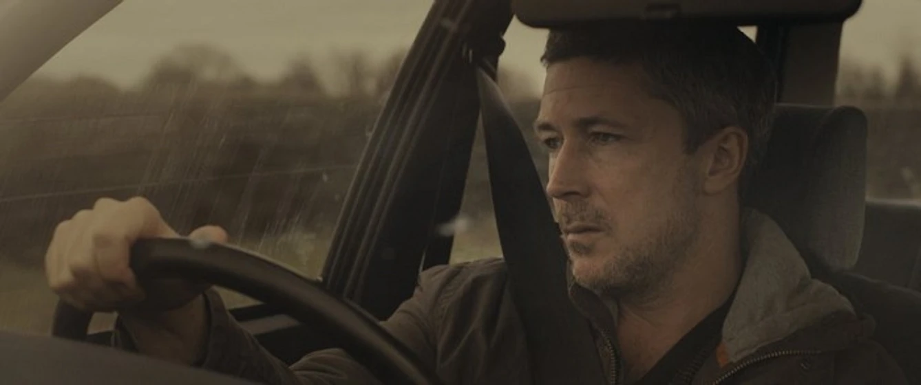 Aidan Gillen en entre-los-dos