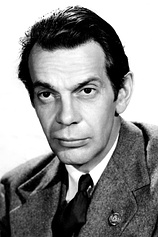 picture of actor Raymond Massey