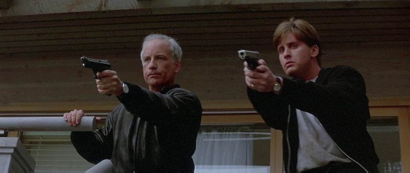 Richard Dreyfuss y Emilio Estevez en En el Punto de Mira