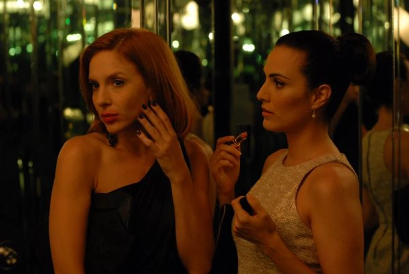 Julieta Díaz y Carla Peterson en dos-mas-dos