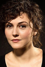 picture of actor İdil Yener