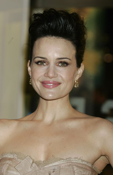 Carla Gugino en Watchmen (Premiere en Londres. Febrero 2009)