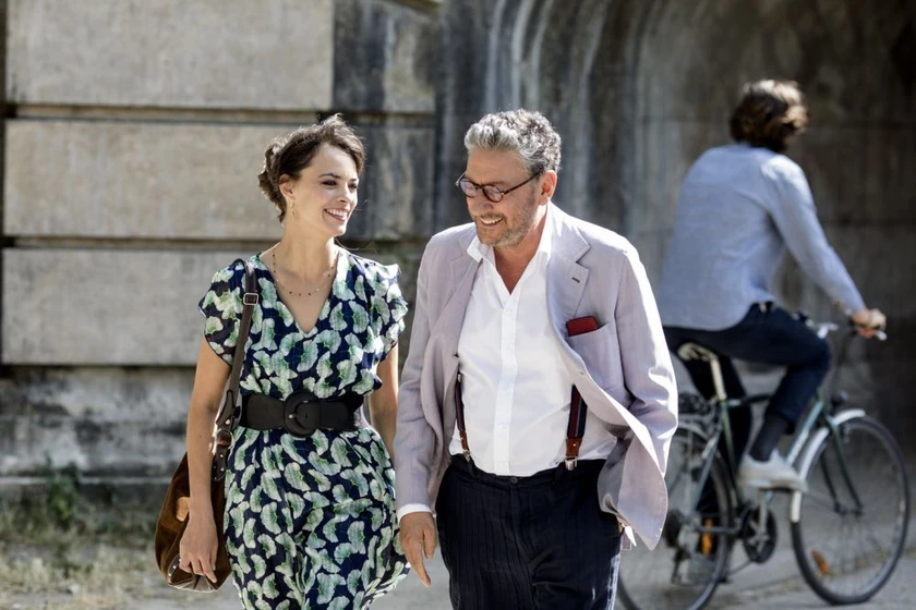 Sergio Castellitto y Bérénice Bejo en una-libreria-en-paris