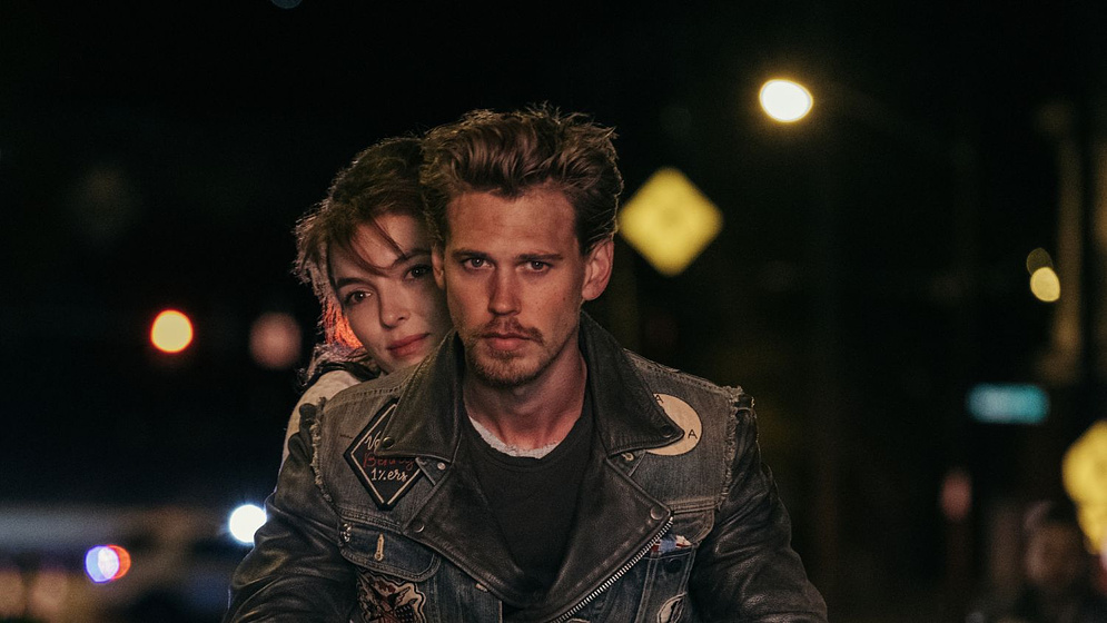 Austin Butler y Jodie Comer en Bikeriders. La Ley del Asfalto