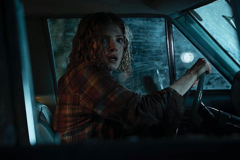 Elena Kampouris en Children of the Corn