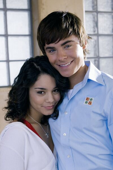 Vanessa Hudgens y Zac Efron en High School Musical 2