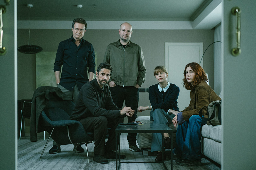 Juan Diego Botto, Elena Martín y Elisabet Casanovas en el-centro (Presentación)