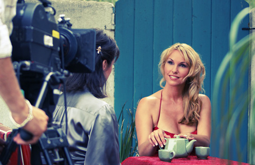 Alexandra Smothers en Mei Mei (Mei Mei (2009) - Promo Alexandra Smothers)