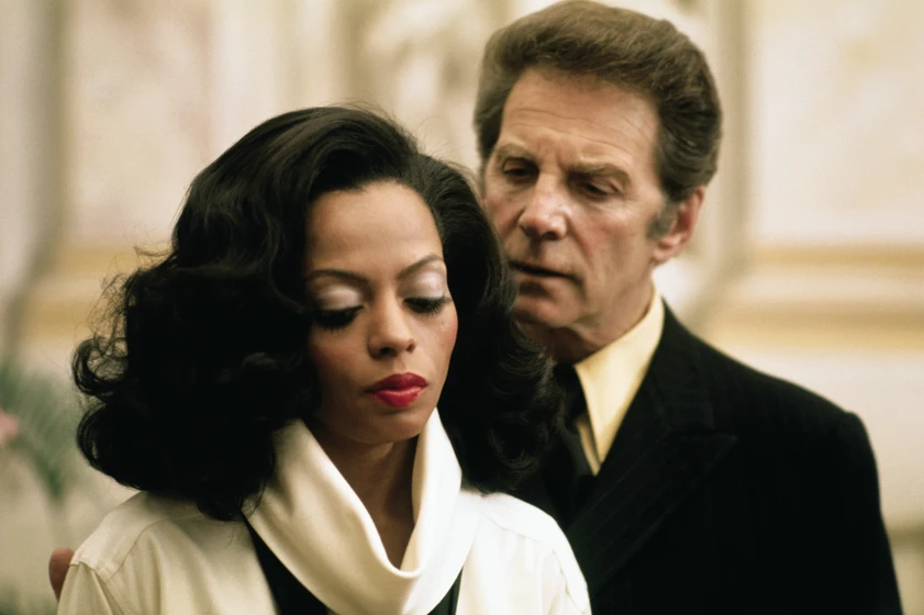 Jean-Pierre Aumont y Diana Ross en mahogany-piel-caoba