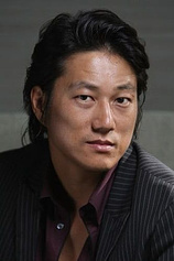 photo of person Sung Kang