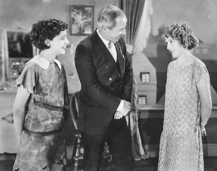 Betty Bronson, Mary Pickford y Herbert Brenon en peter-pan-1924