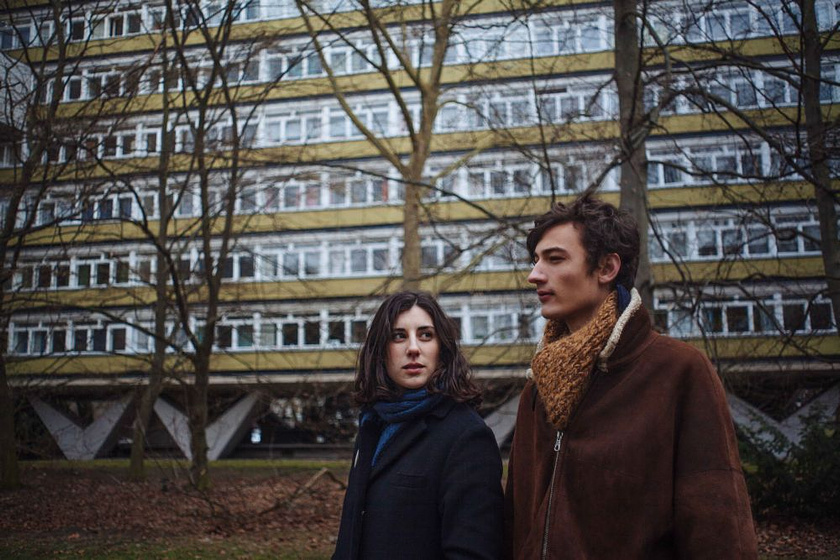 Elena Martín y Jakob D'Aprile en Júlia ist