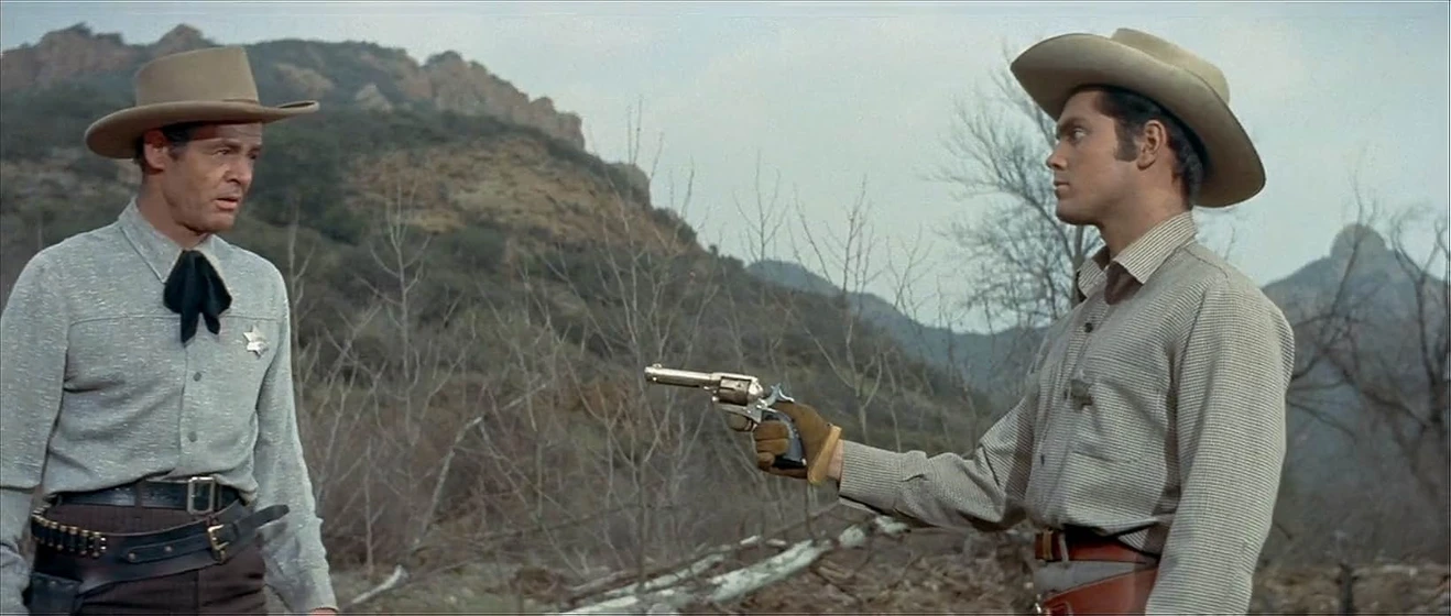 Jeffrey Hunter y Robert Ryan en tierra-de-violencia