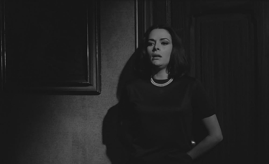 Karin Dor en El Encapuchado (El Monje Siniestro)
