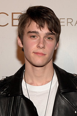 picture of actor Mitchell Hope