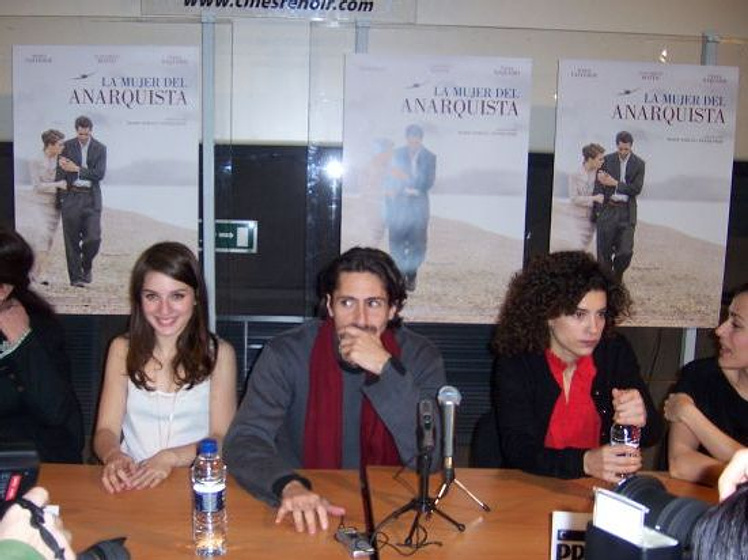 Juan Diego Botto y María Valverde en La Mujer del anarquista (Rueda de prensa en Madrid. Enero 2009)