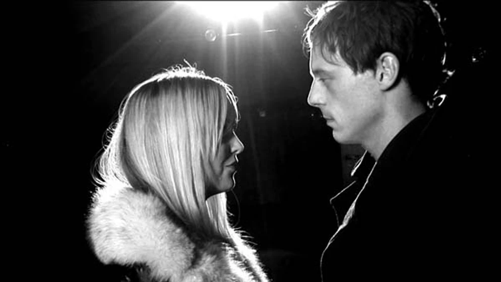 Sara Simmonds en buscando-un-beso-a-medianoche