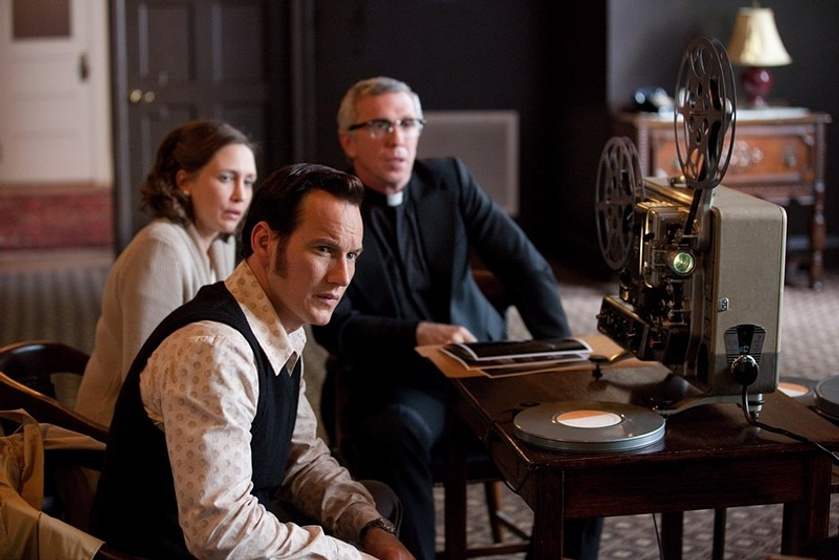 Vera Farmiga, Patrick Wilson [I] y Steve Coulter en Expediente Warren. The Conjuring