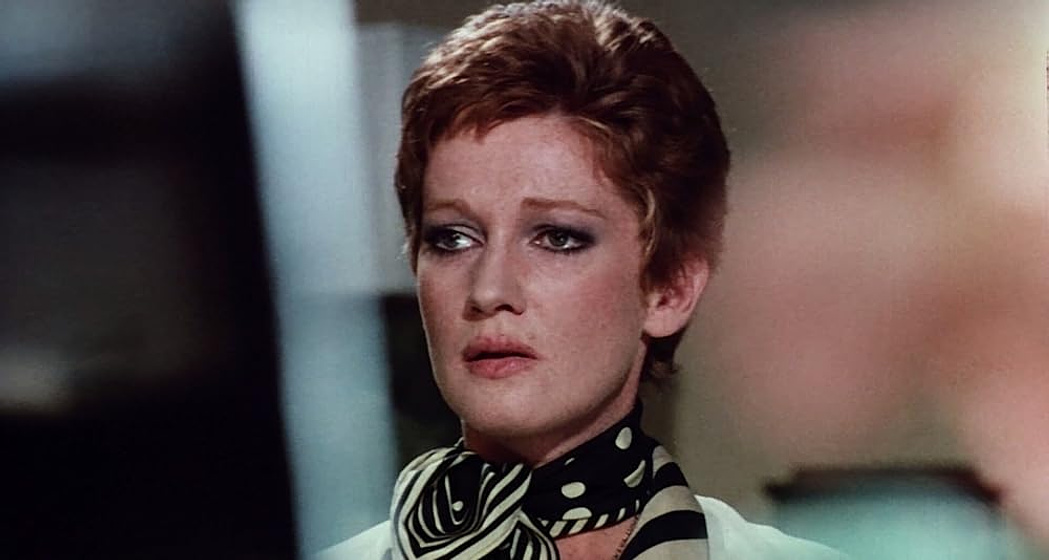 Carla Gravina en el-anticristo