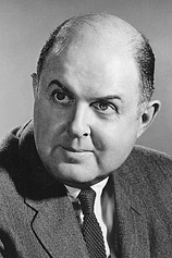 picture of actor John McGiver